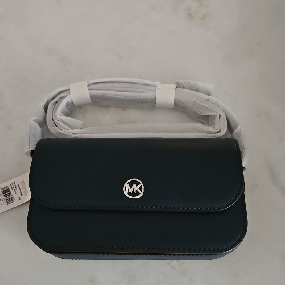 Michael KORS Crossbody Bag - Picture 6 of 8